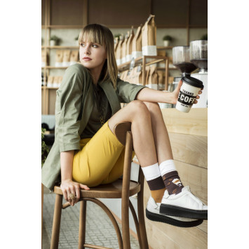 Kawa latte - kolorowe skarpetki dla kawosza