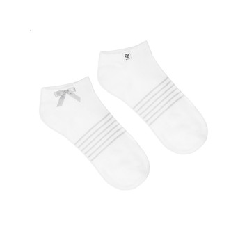 Kolorowe stopki bambusowe z szarą kokardą