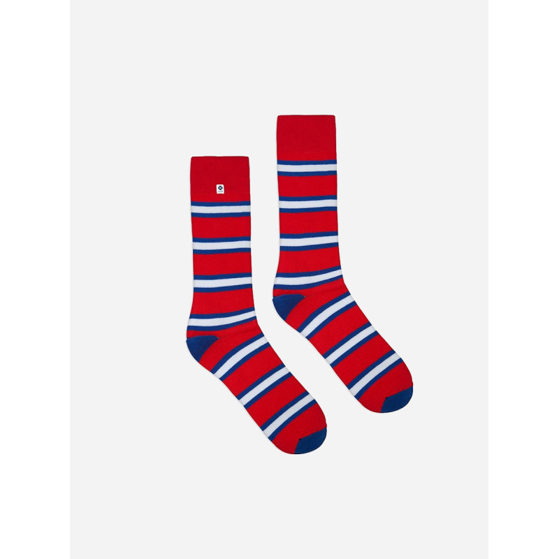 Kolorowe skarpetki w czerwone paski