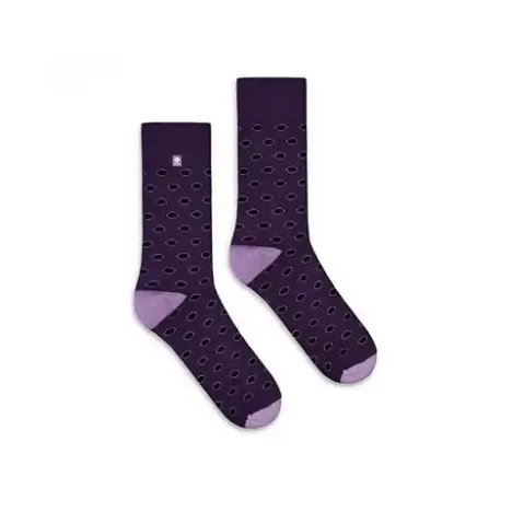 Kolorowe skarpetki - Fioletowe skarpetki w kropki