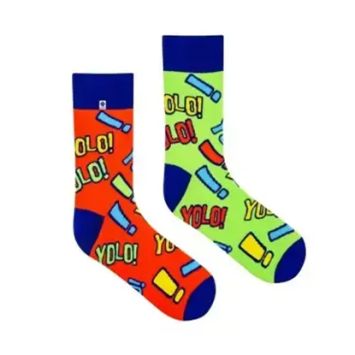 Kolorowe skarpetki - YOLO