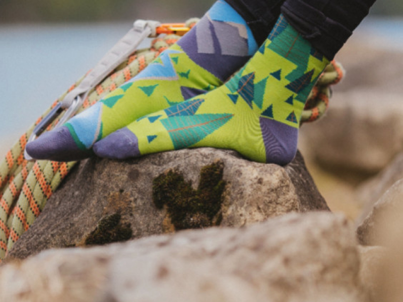 Zielone skarpetki męskie i damskie – przegląd modeli