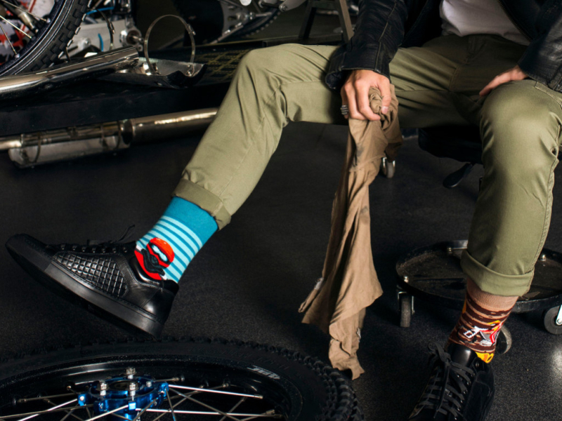 Kolorowe skarpetki dla żużlowców na rozpoczęcie sezonu