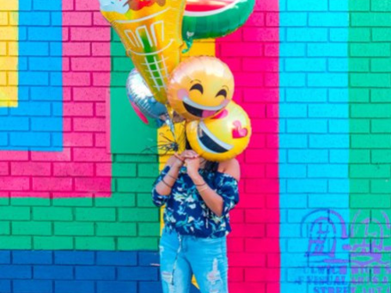 Najlepsze kolorowe skarpetki na 18 urodziny